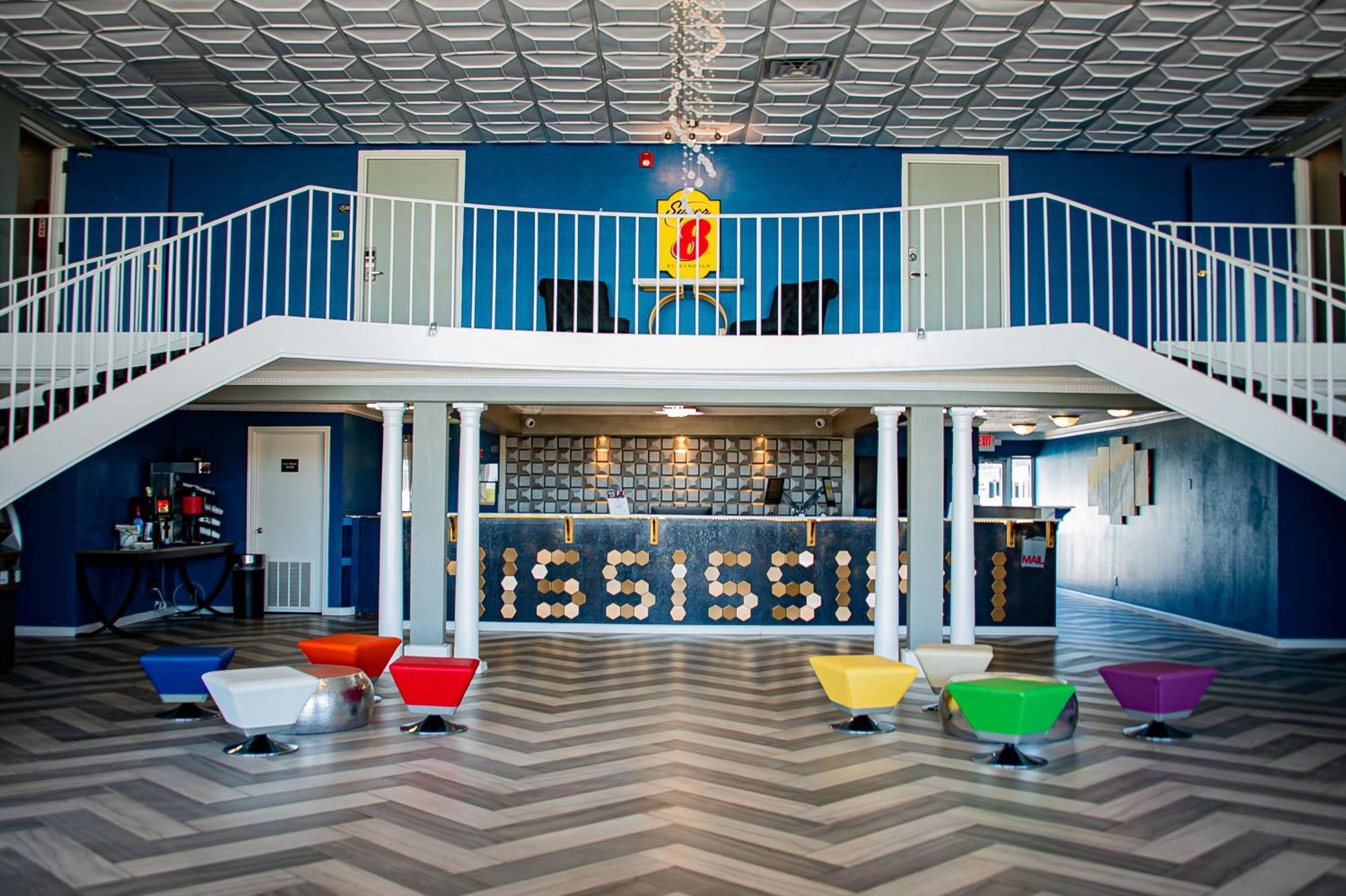 Super 8 By Wyndham Biloxi Motel Екстериор снимка